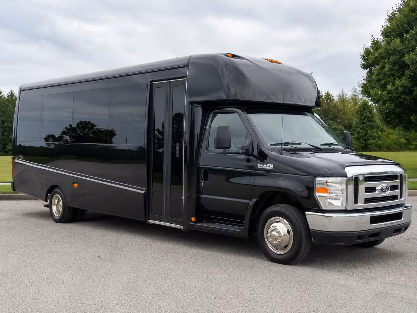 18 passenger minibus